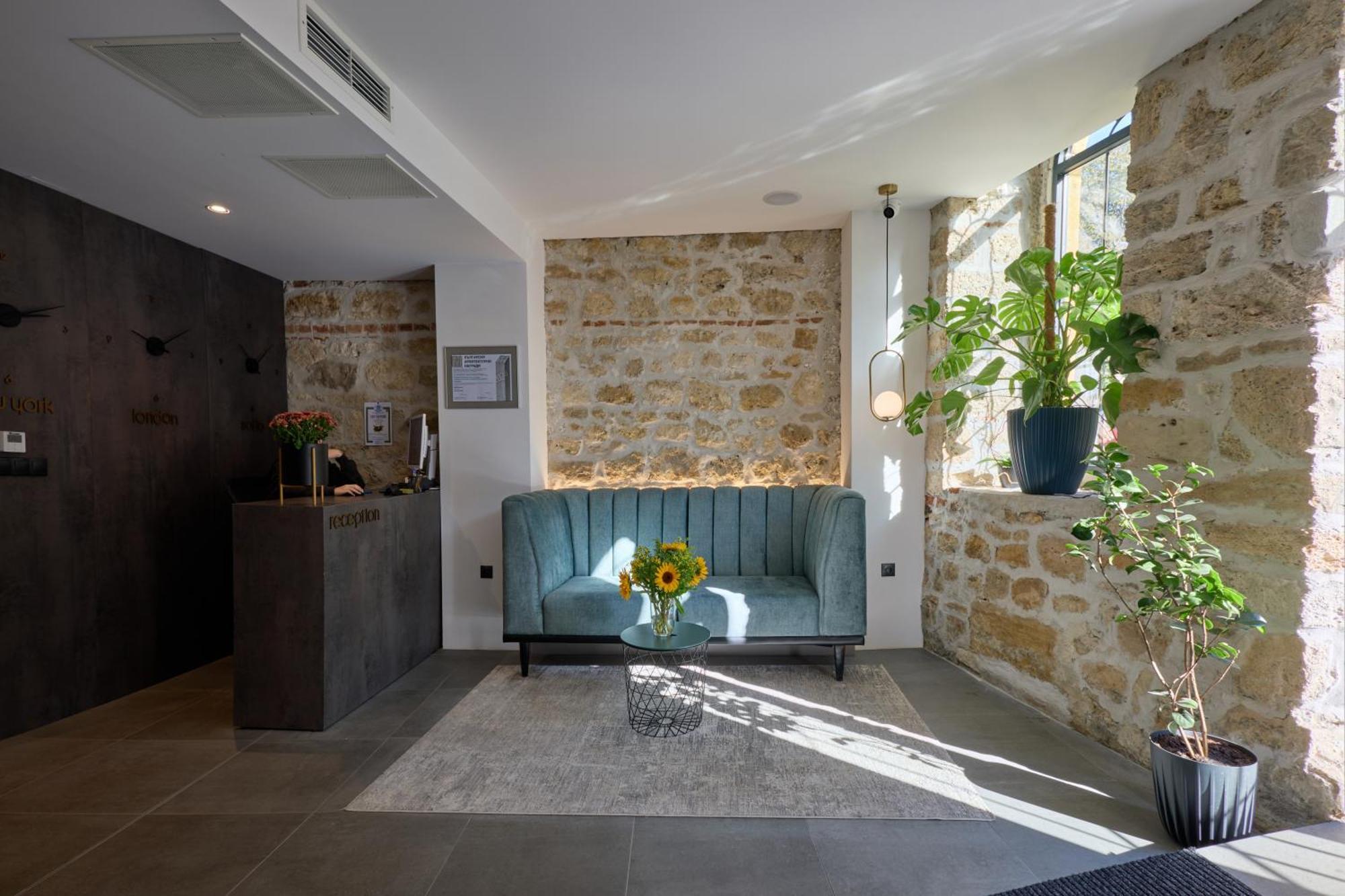 Bizarre Boutique Hotel Varna Bagian luar foto