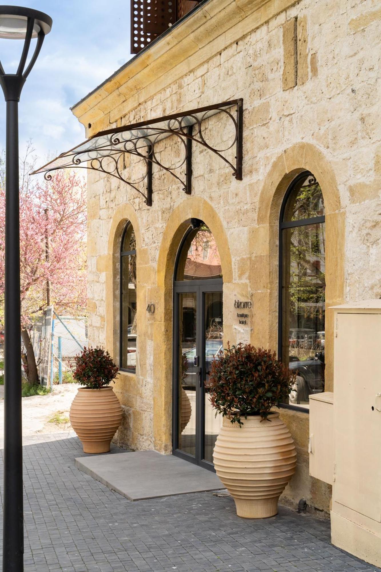 Bizarre Boutique Hotel Varna Bagian luar foto