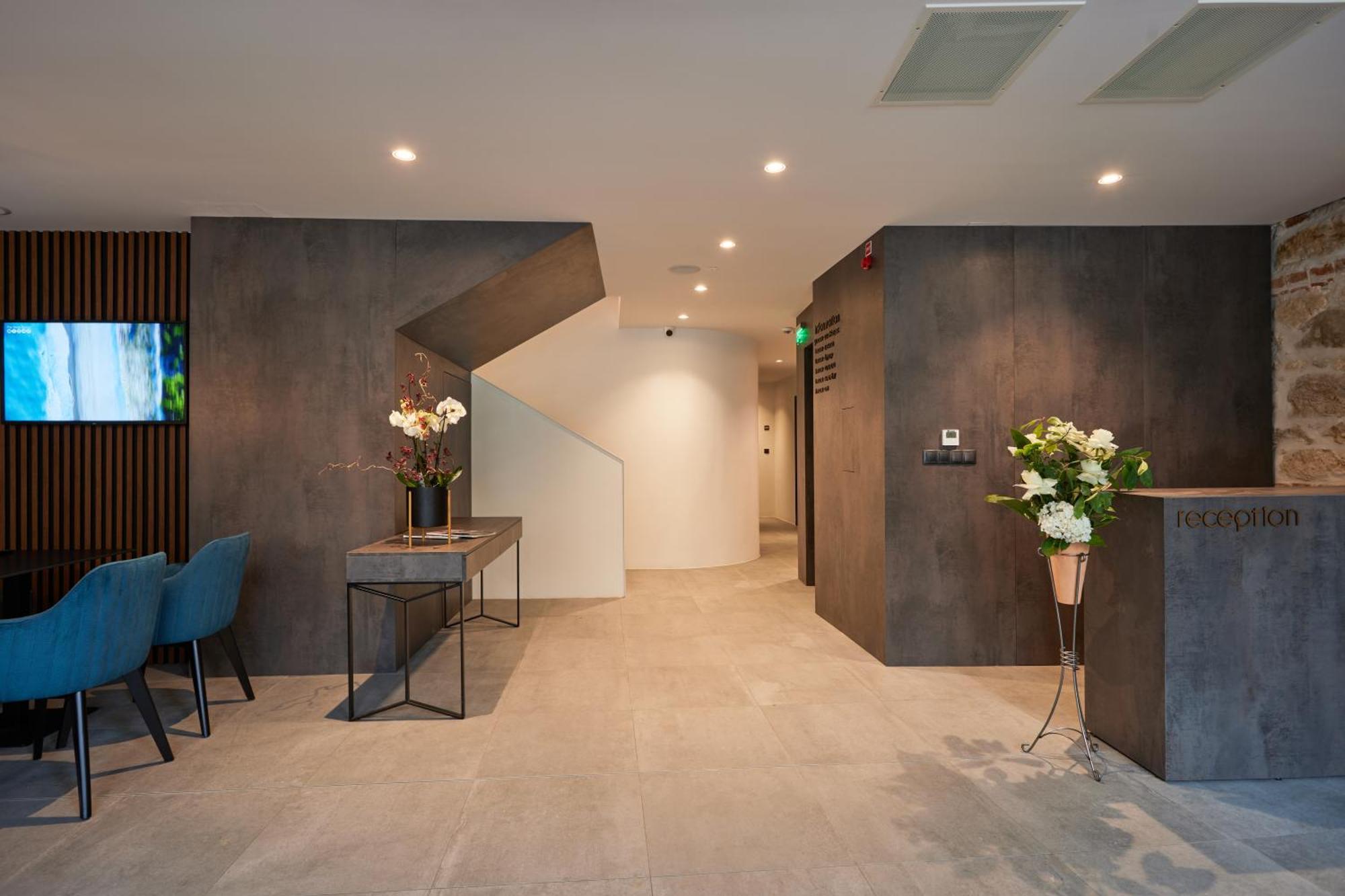 Bizarre Boutique Hotel Varna Bagian luar foto